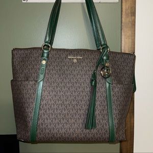 Michael Kors tote